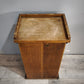 89784 Mobiletto due ante in legno con cassetto interno
