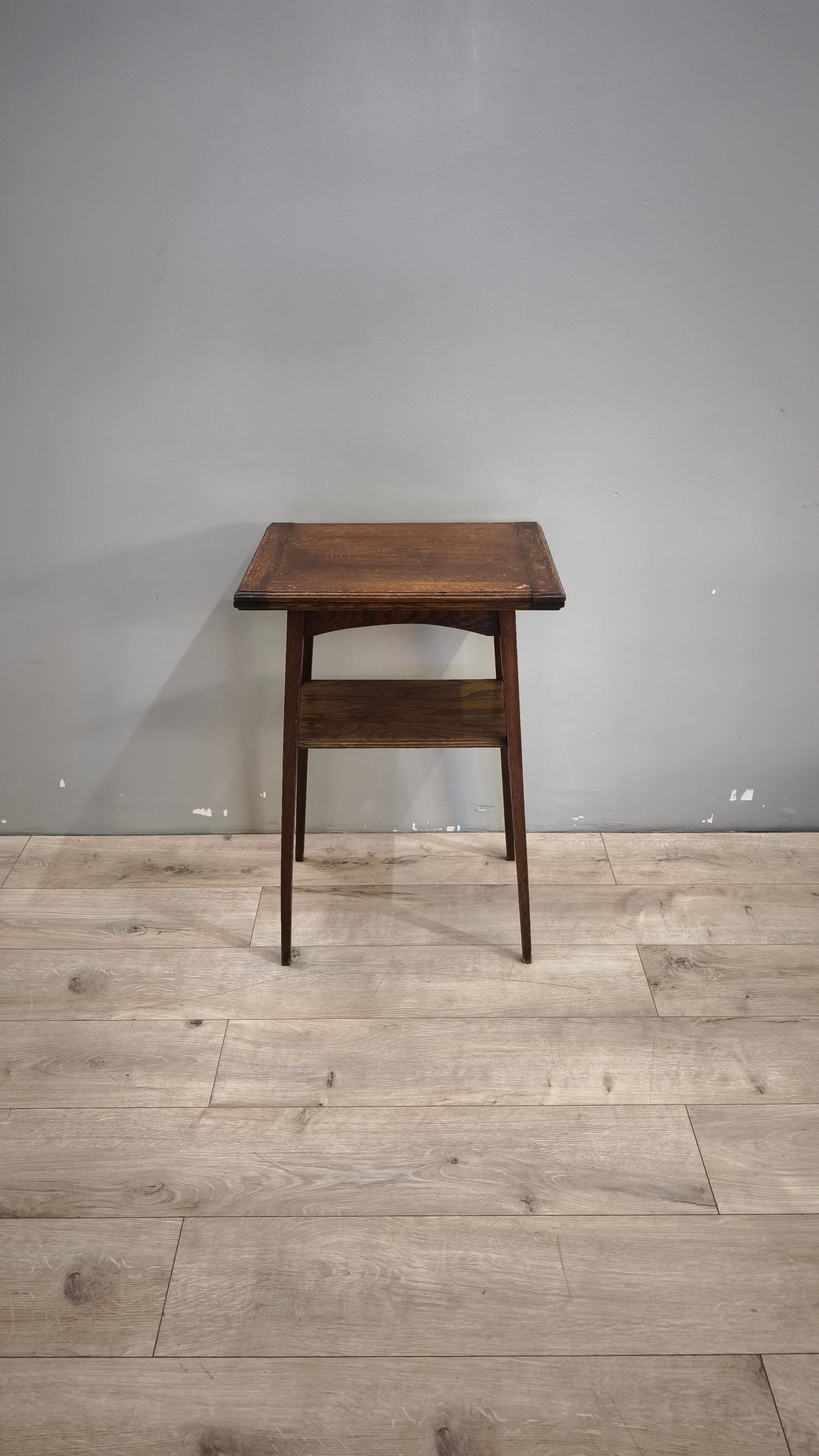 89942 Tavolino da gioco in legno con piano apribile