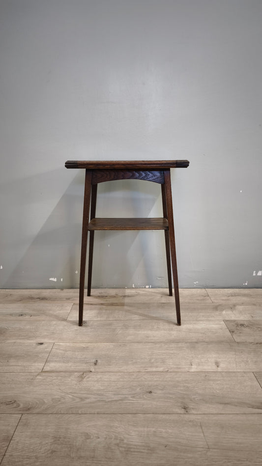 89942 Tavolino da gioco in legno con piano apribile
