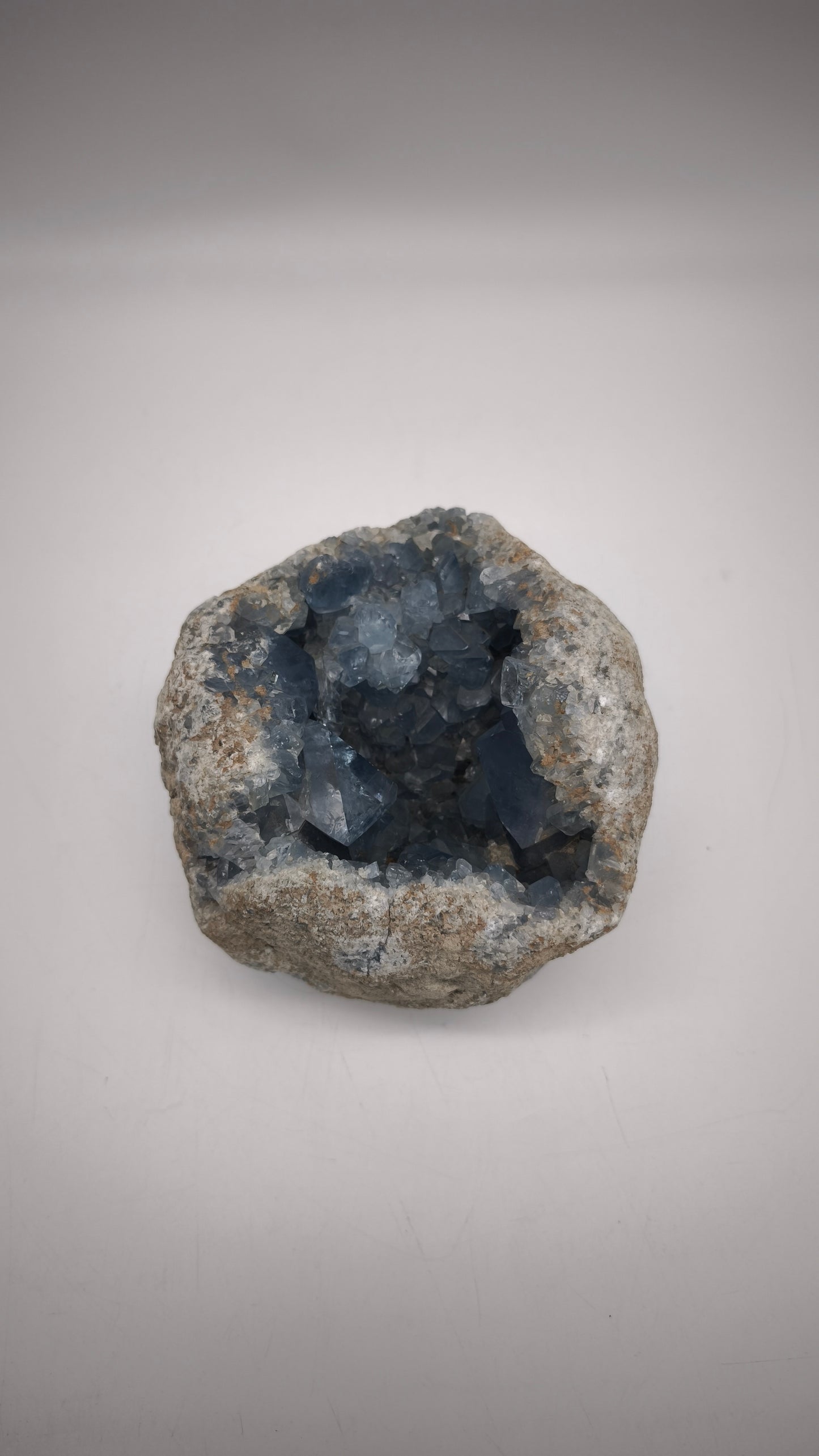 89756 Geode di Celestina (Kg 3,5)
