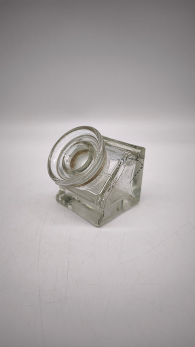 89947 Antico calamaio in vetro