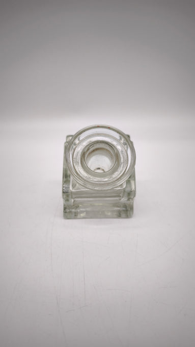 89947 Antico calamaio in vetro