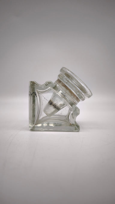 89947 Antico calamaio in vetro