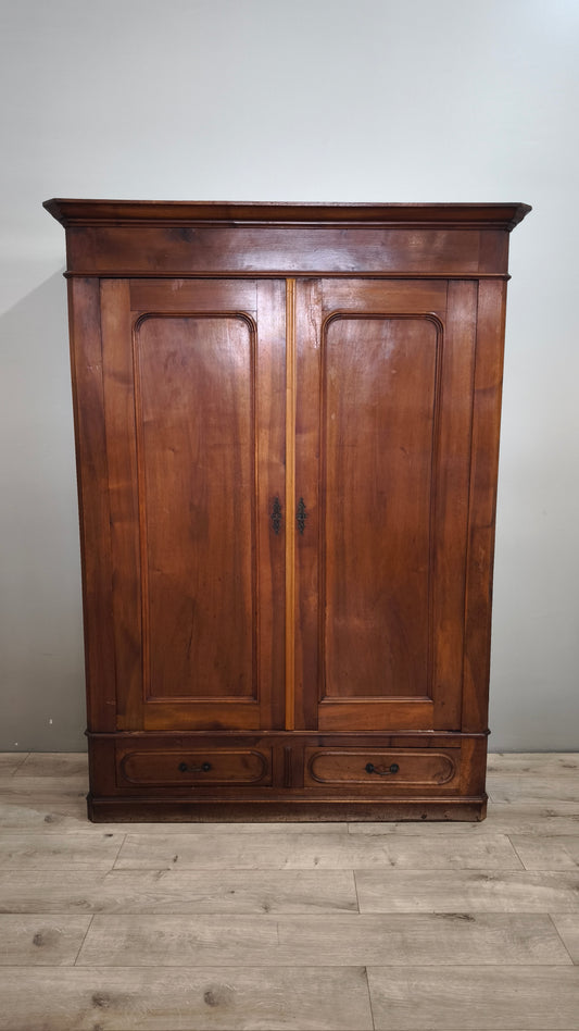 89988 Armadio due ante in legno massello