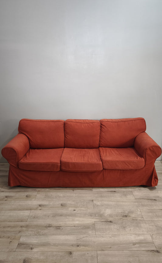 90101 Divano tre posti rosso