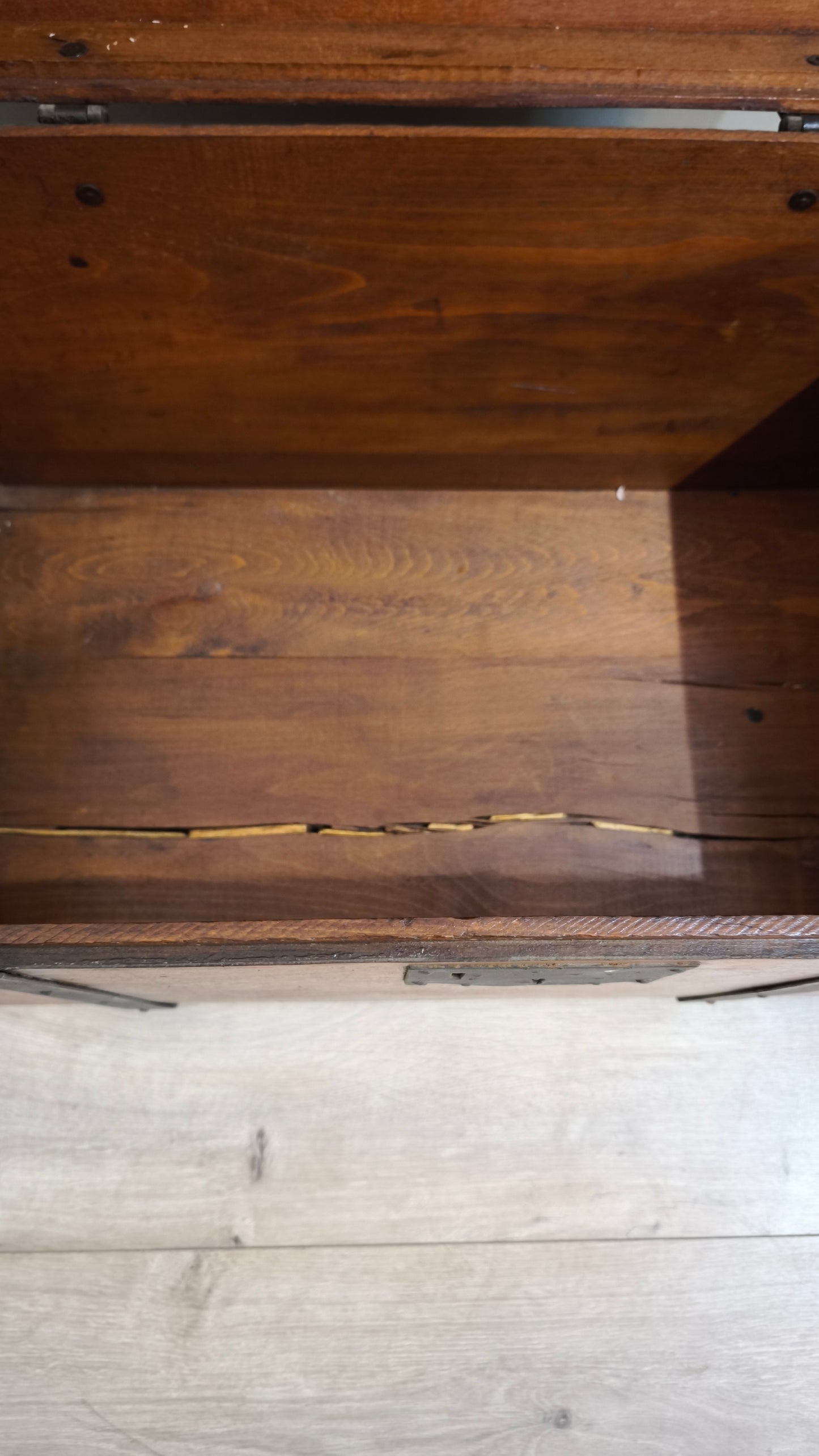 90070 Baule in legno e ferro