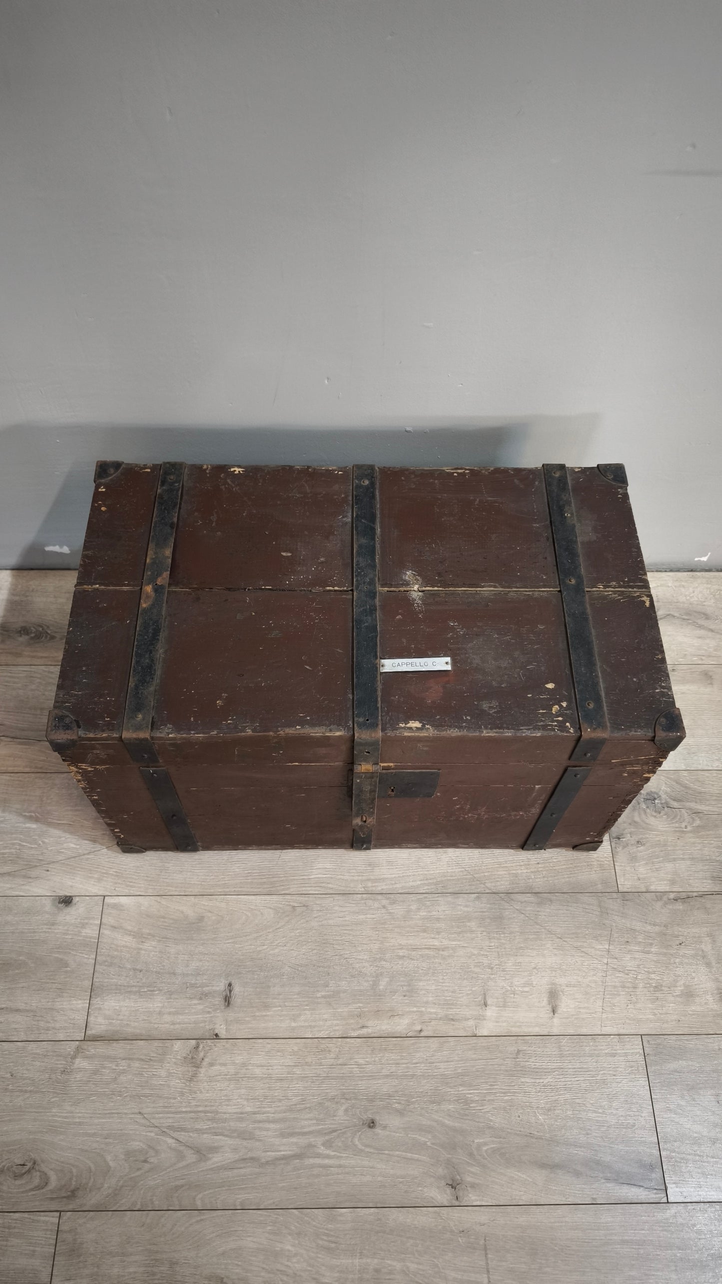 90076 Baule in legno e ferro