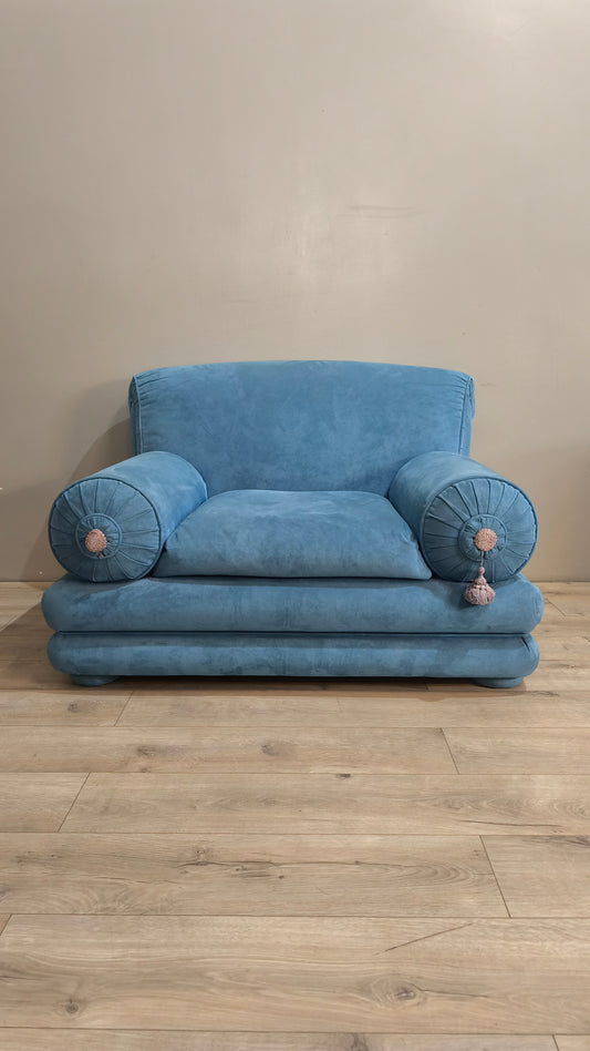 90183 Poltrona in tessuto celeste