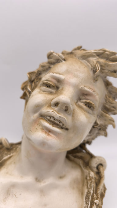 89880 Mezzobusto in ceramica Capodimonte Mollica