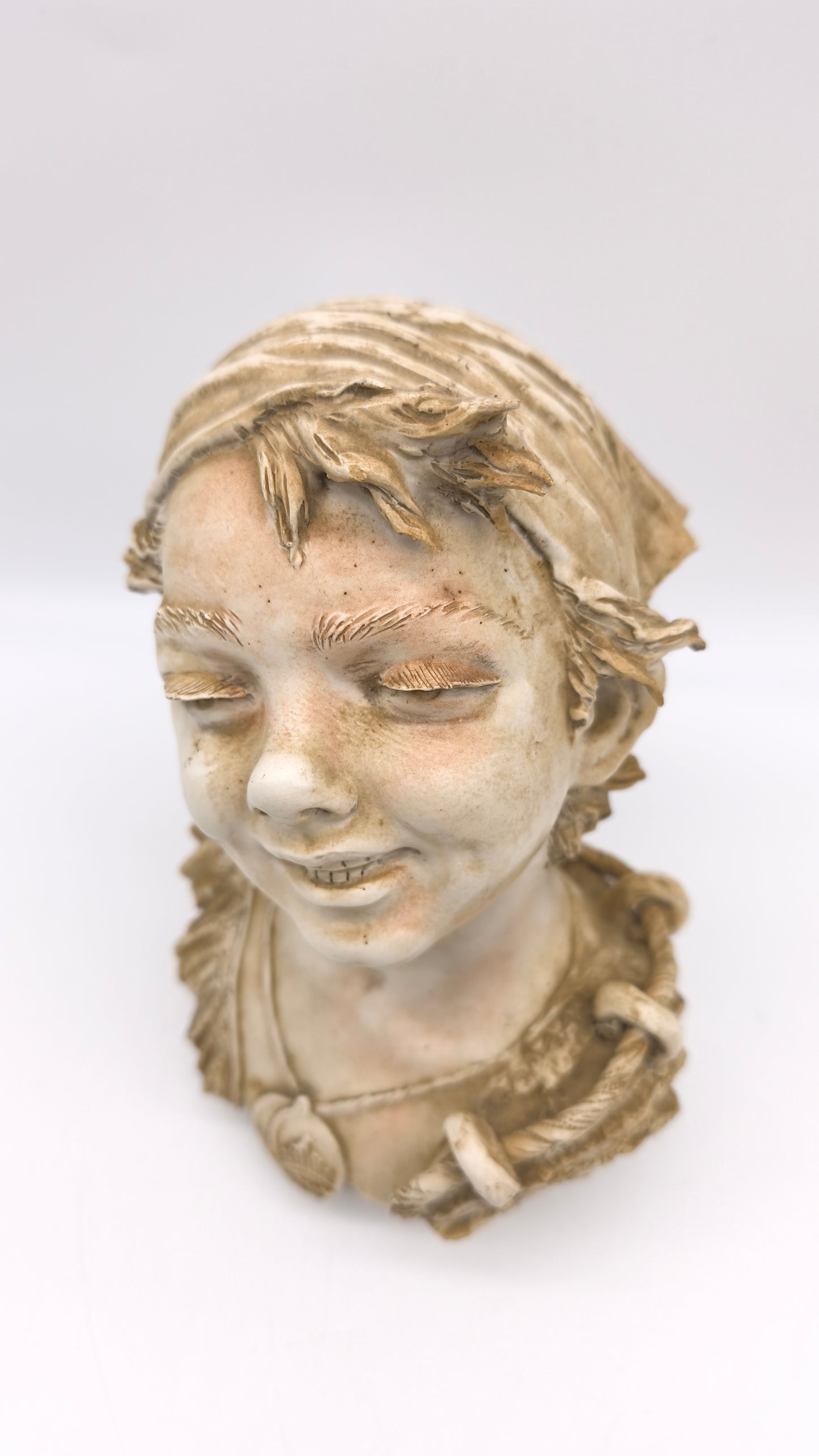 89880-2 Mezzobusto in ceramica Capodimonte Mollica