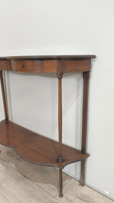25 Console in legno con due cassetti
