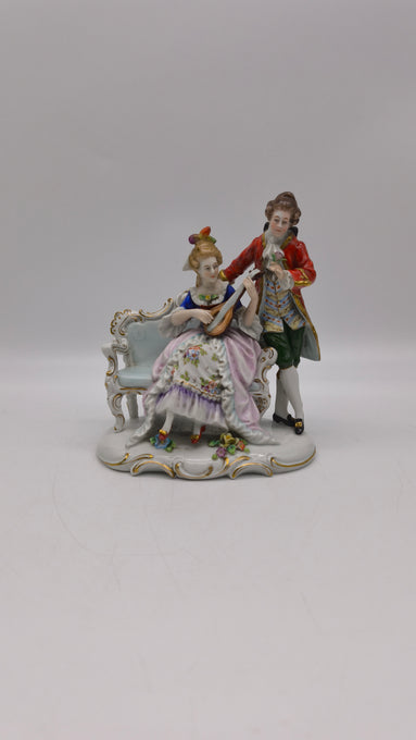 90082 Statuina in ceramica di Capodimonte lezioni di mandolino