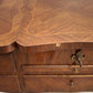 36 Toletta intarsiata in legno con inserti decorativi in metallo