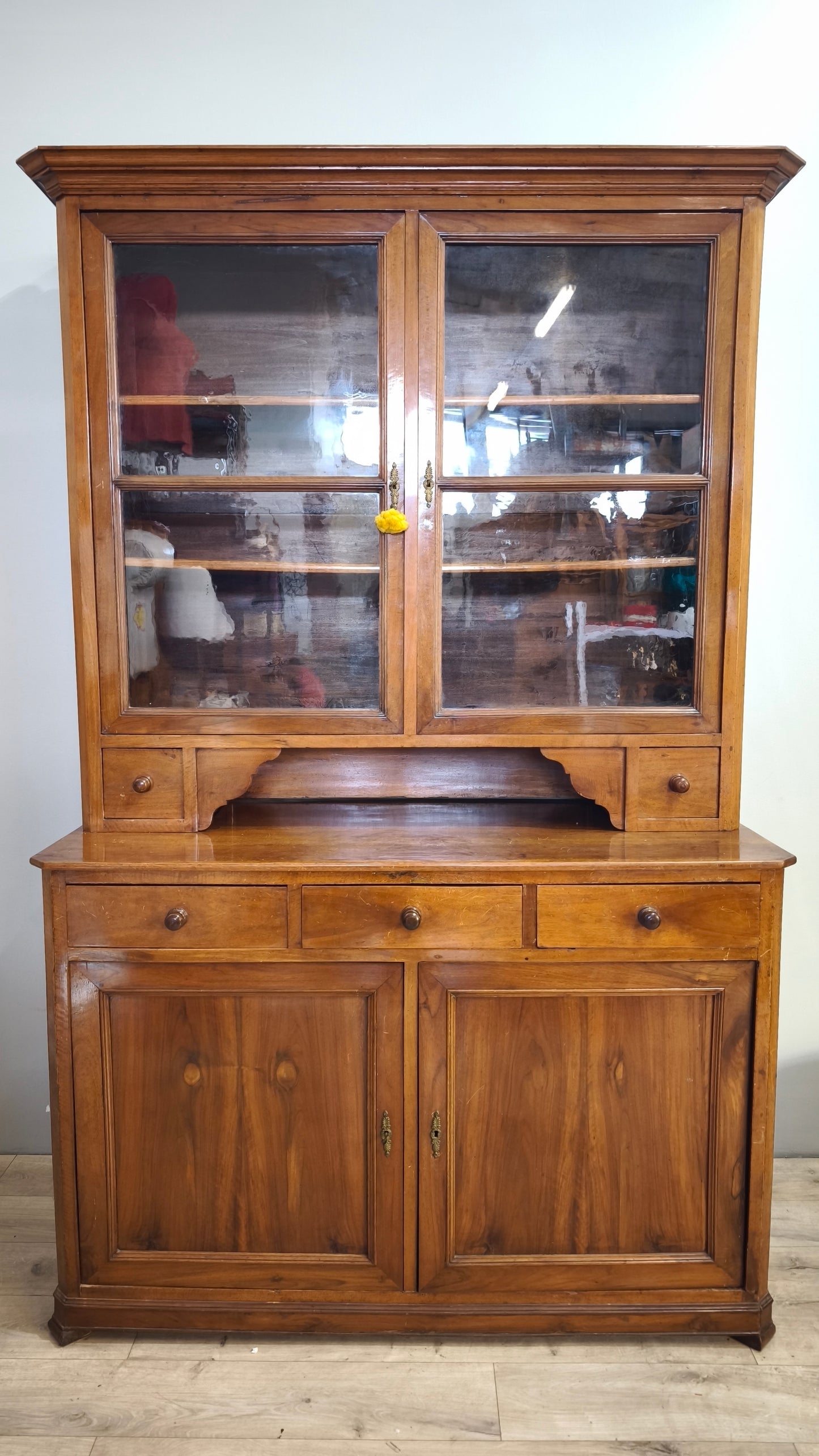 90303 Credenza due corpi in legno massello