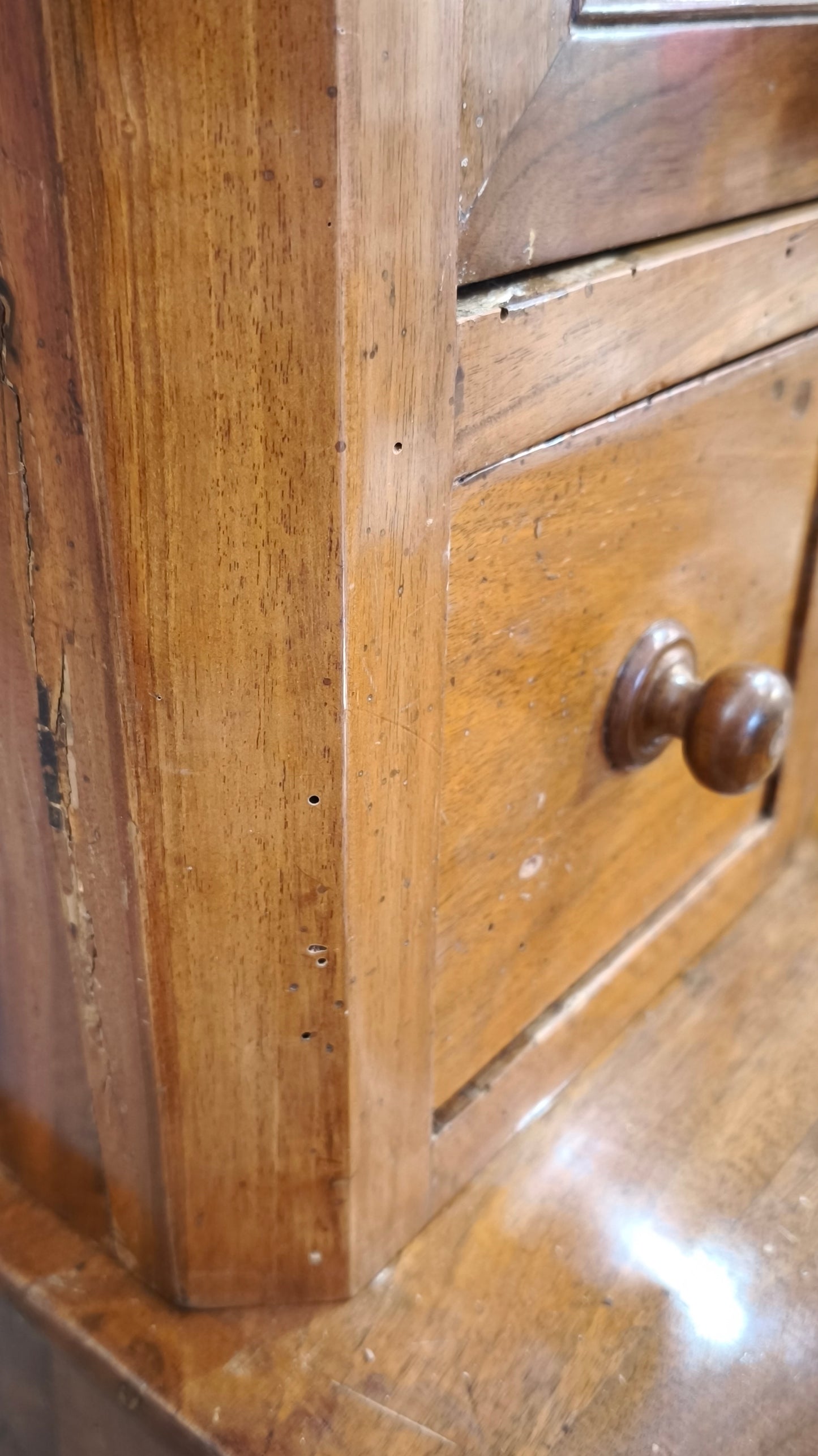 90303 Credenza due corpi in legno massello