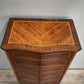 90305 Piccolo settimino in legno intarsiato