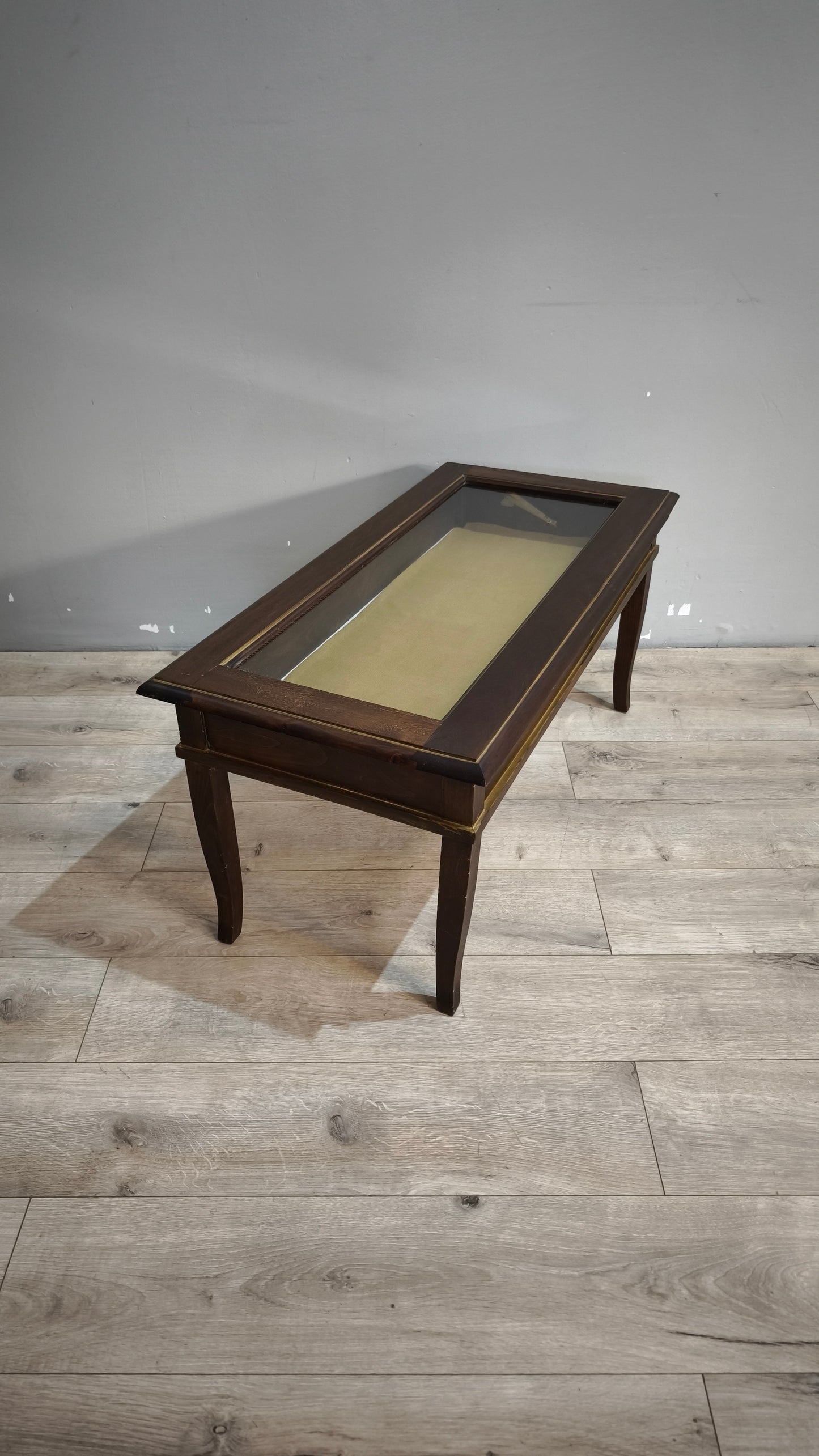 90313 Tavolino da salotto in legno con teca
