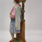 90336 Candelabro con statua in porcellana