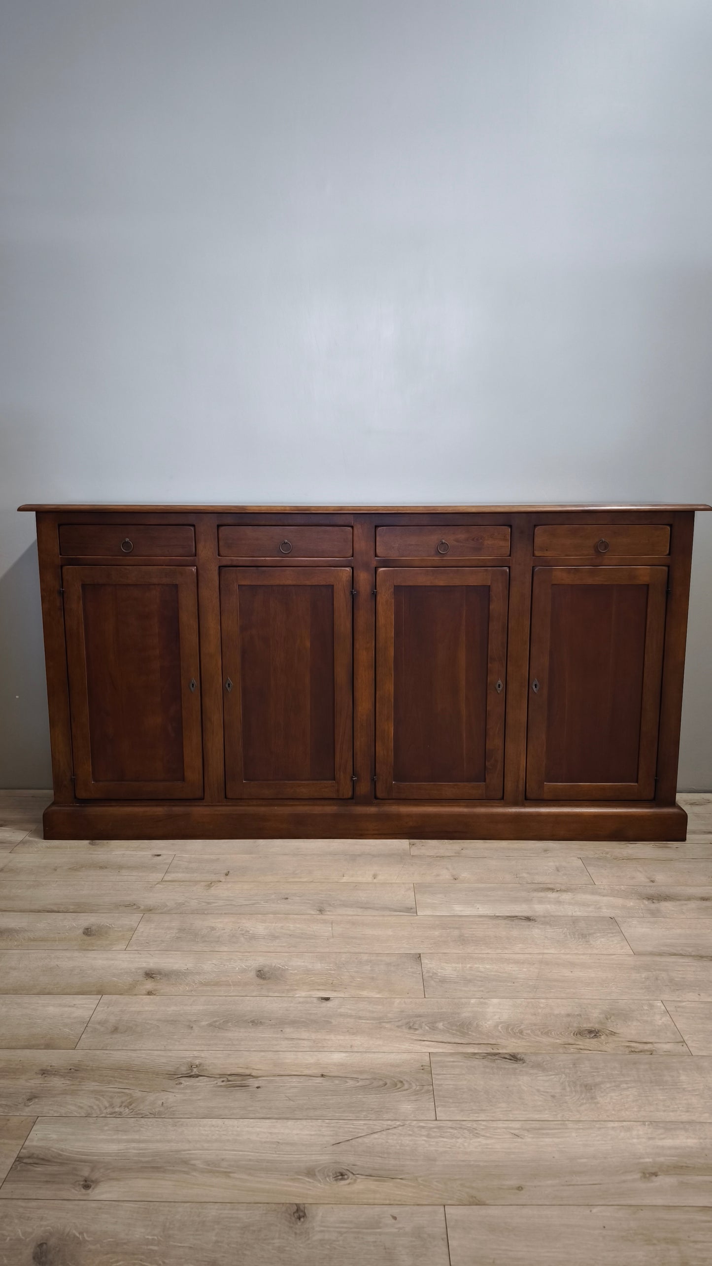 91728 Servante in legno con quattro sportelli