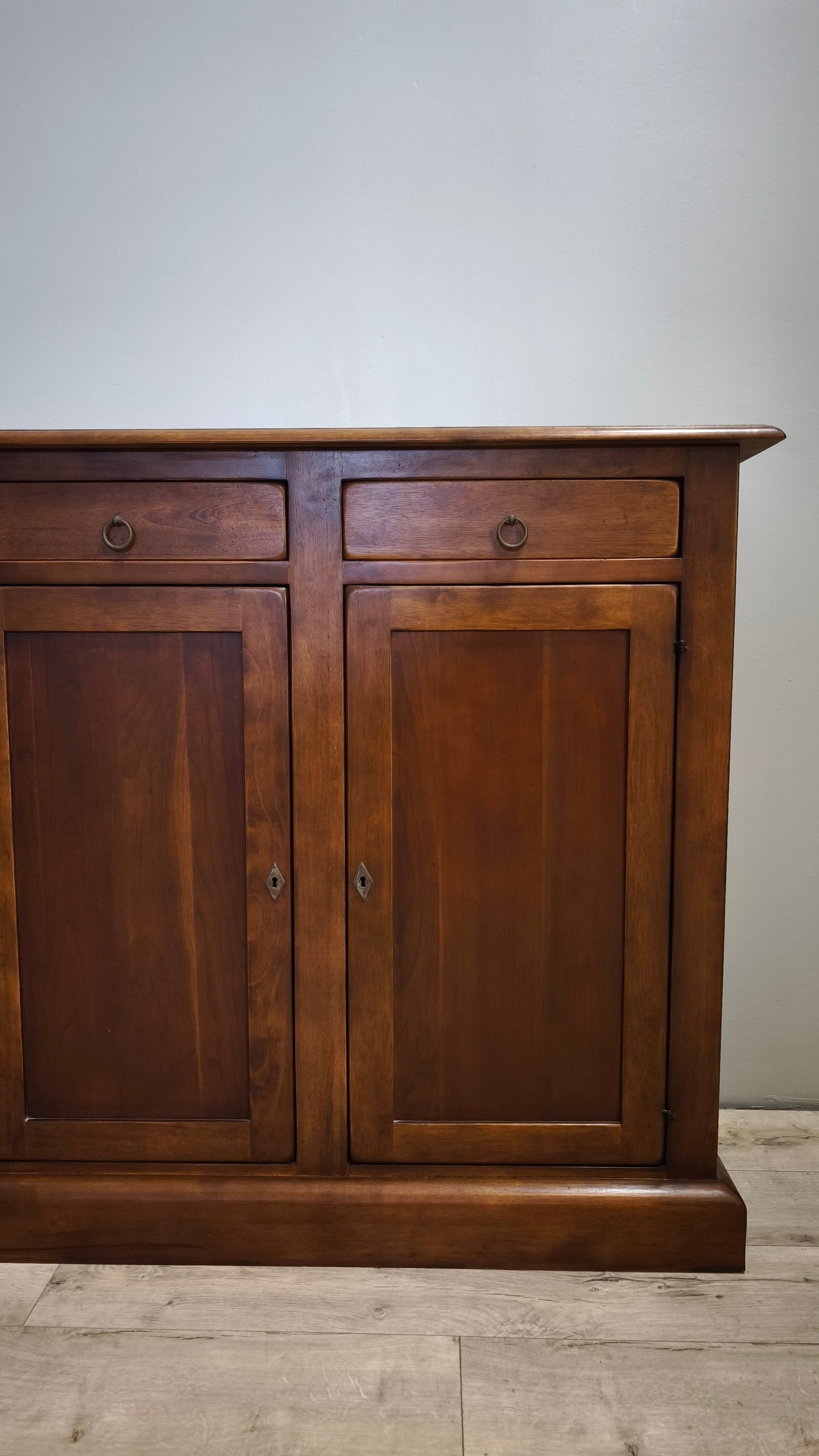 91728 Servante in legno con quattro sportelli