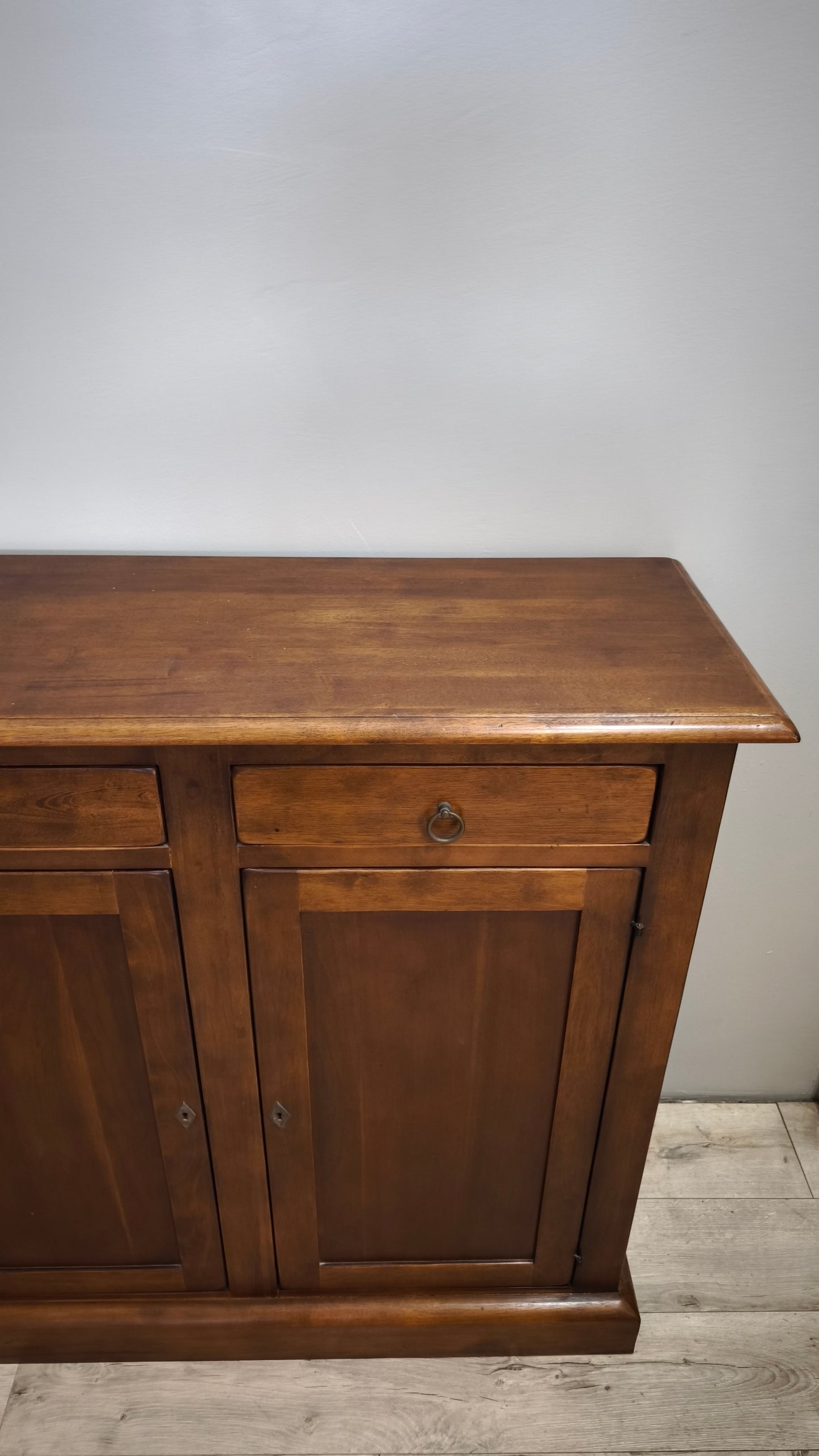 91728 Servante in legno con quattro sportelli