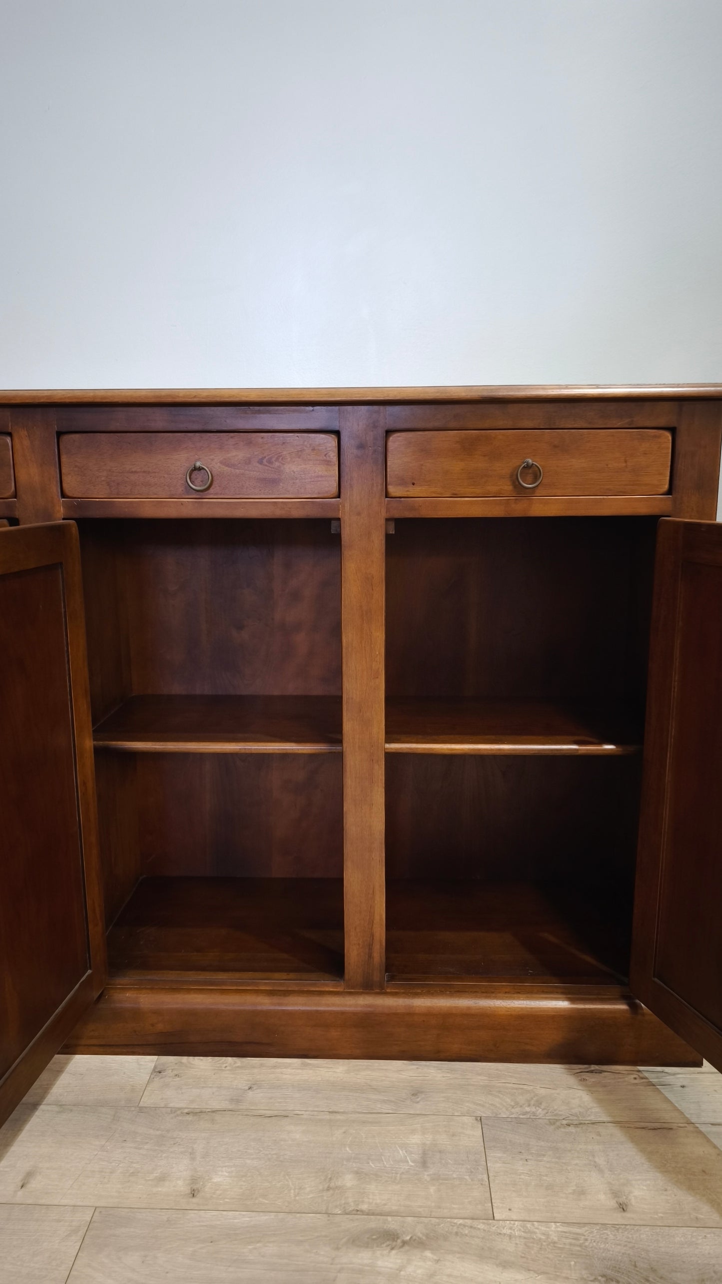 91728 Servante in legno con quattro sportelli