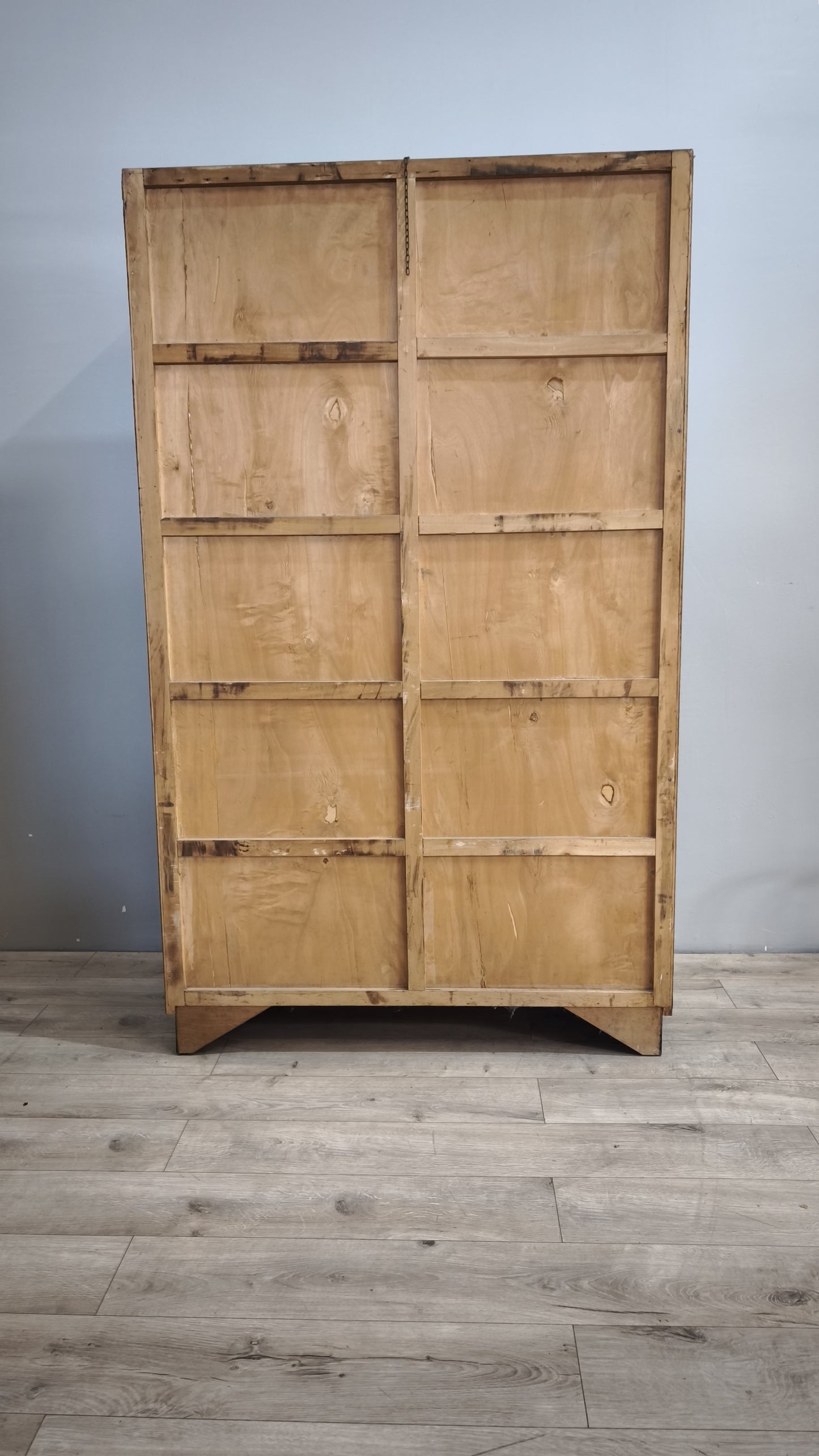 90307 Vetrina in legno due ante