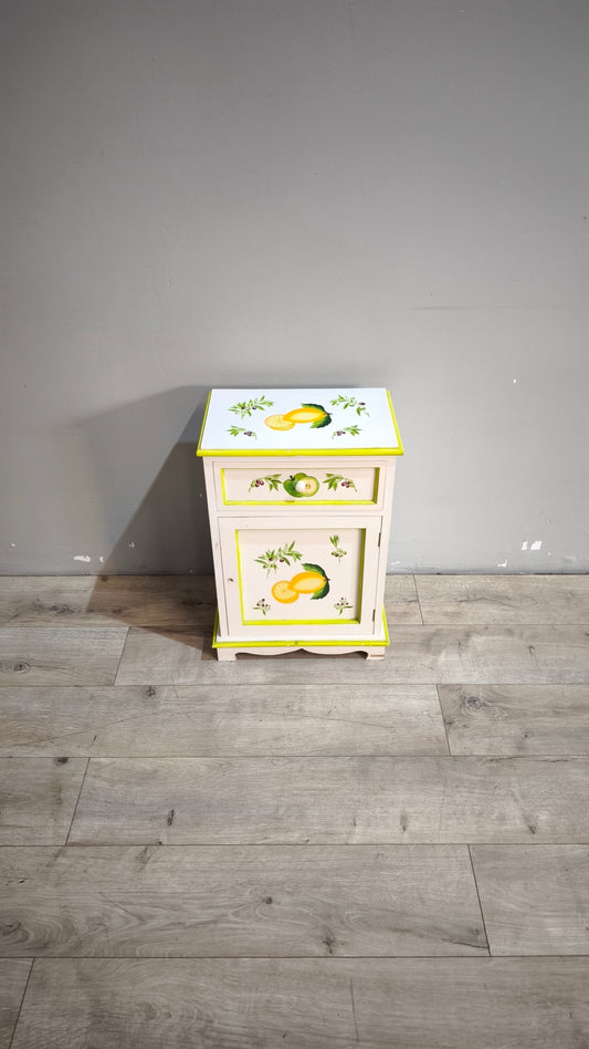 90488 Mobile un cassetto e uno sportello con decorazione limoni
