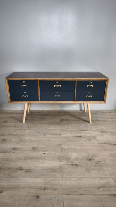 10 Sideboard anni '60 in legno dipinto con cassetti