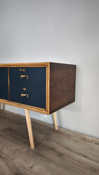 10 Sideboard anni '60 in legno dipinto con cassetti