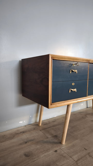 10 Sideboard anni '60 in legno dipinto con cassetti