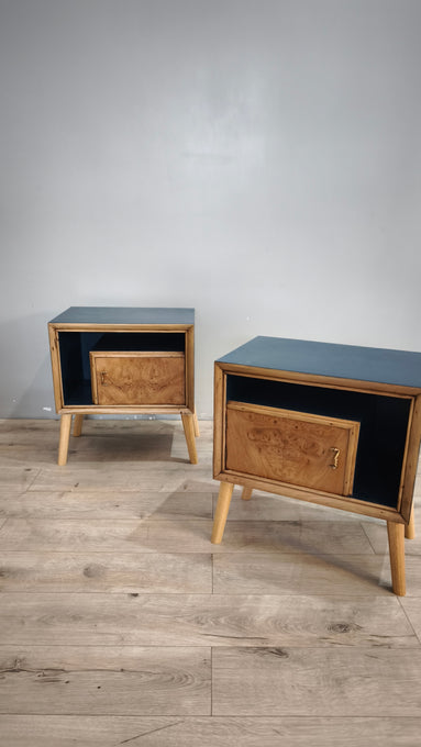 9 Coppia di comodini anni '60 in legno dipinto