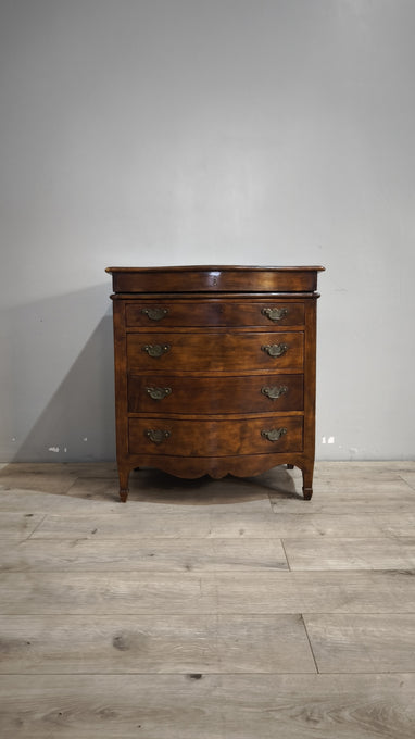 24 Scrittoio con cassettiera in legno