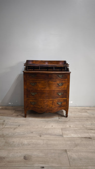 24 Scrittoio con cassettiera in legno