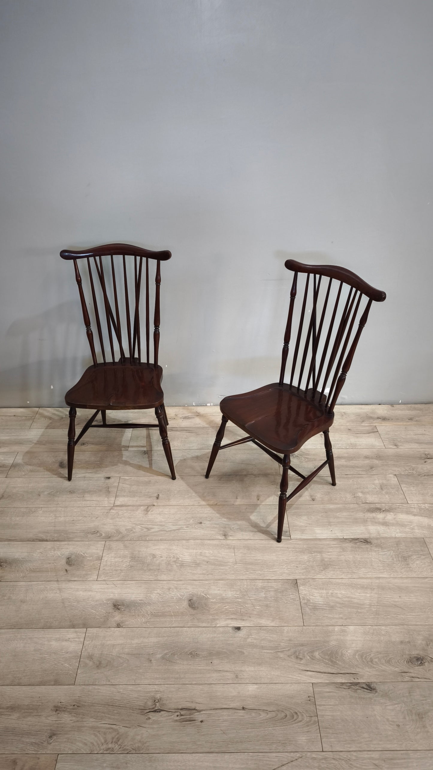 79 Sedia in legno stile country