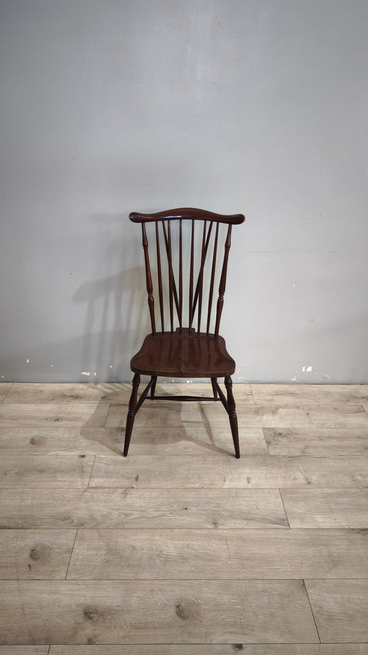 79 Sedia in legno stile country