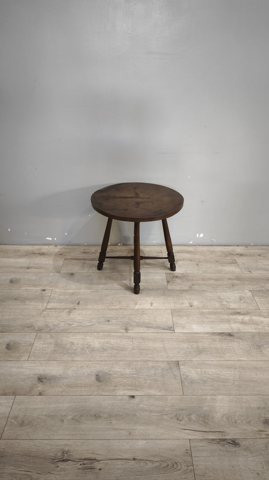 95 Tavolino da salotto in legno con piano rotondo