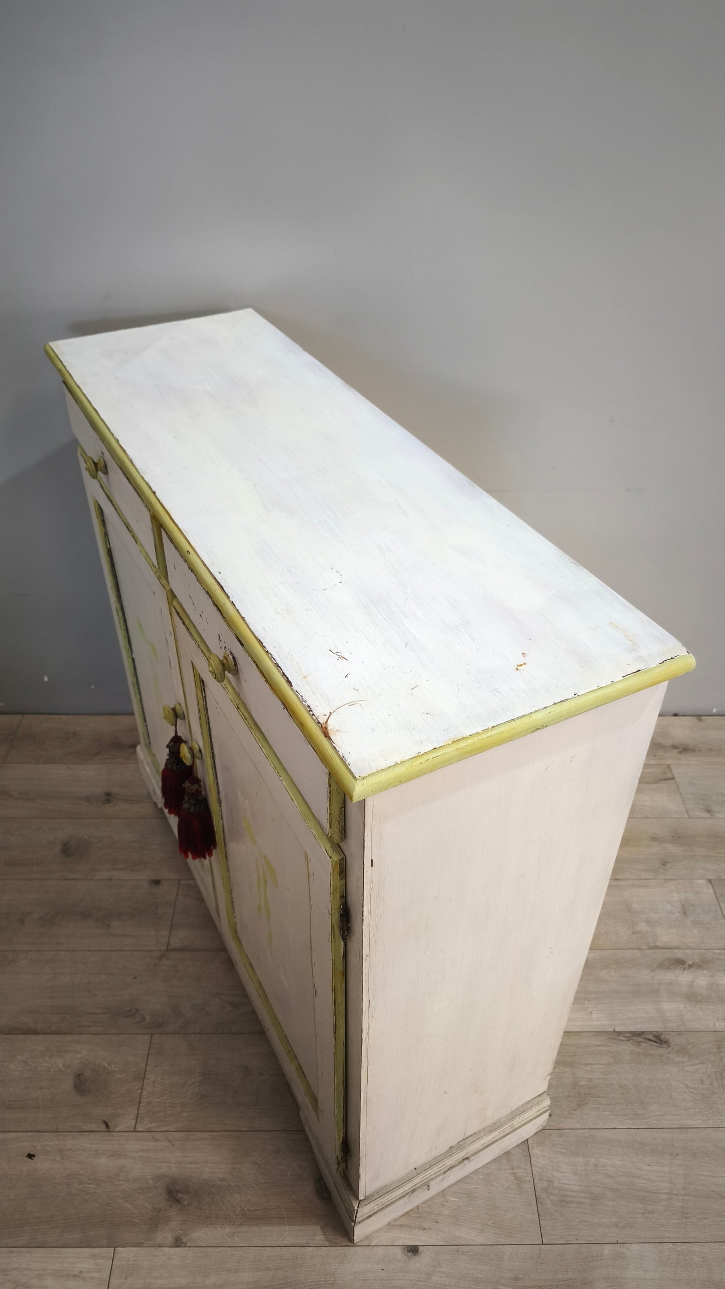 90607 Servante due sportelli in legno dipinto