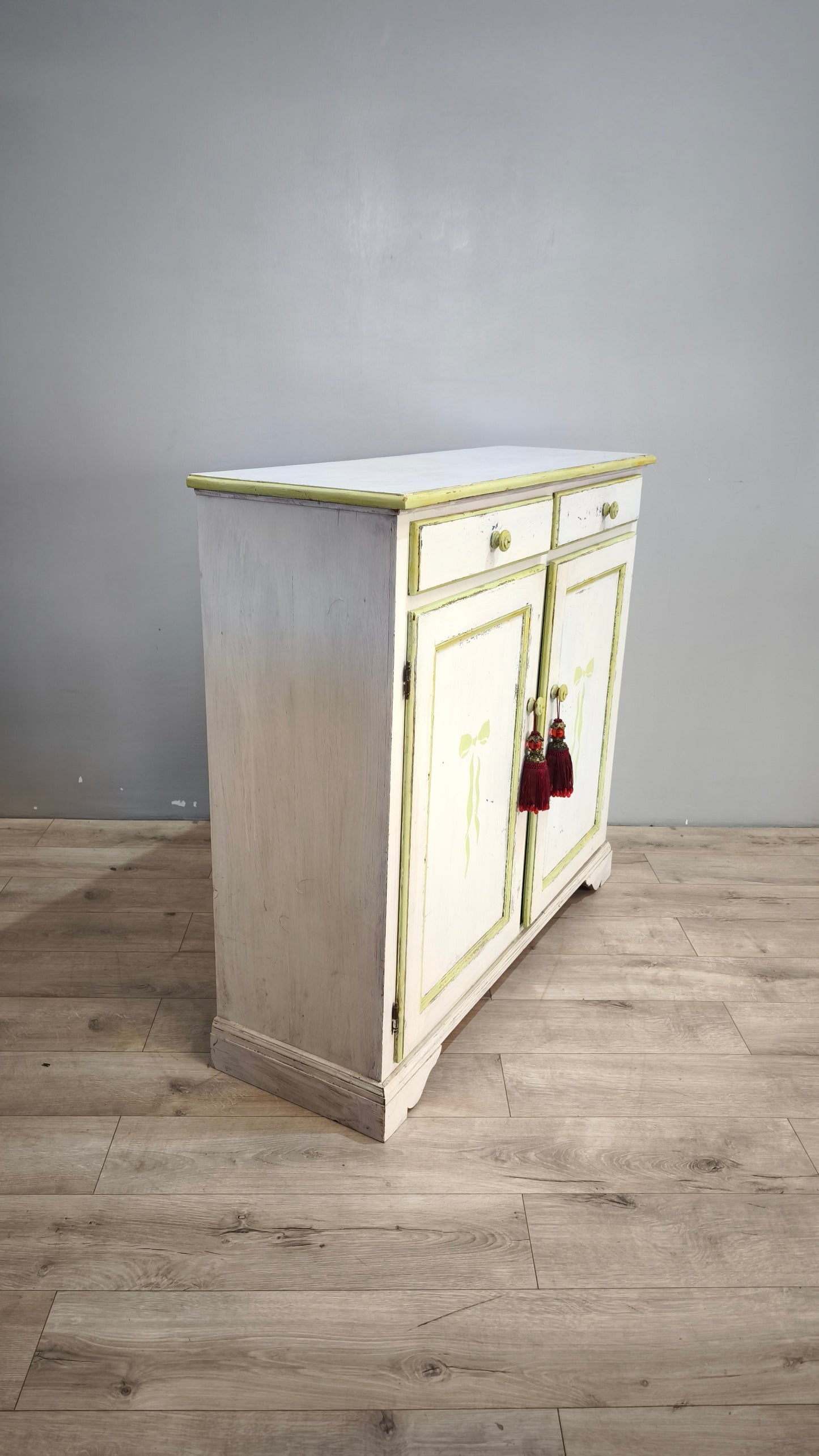 90607 Servante due sportelli in legno dipinto