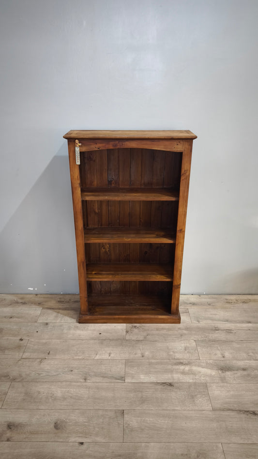 90604 Libreria bassa in legno composta da quattro ripiani