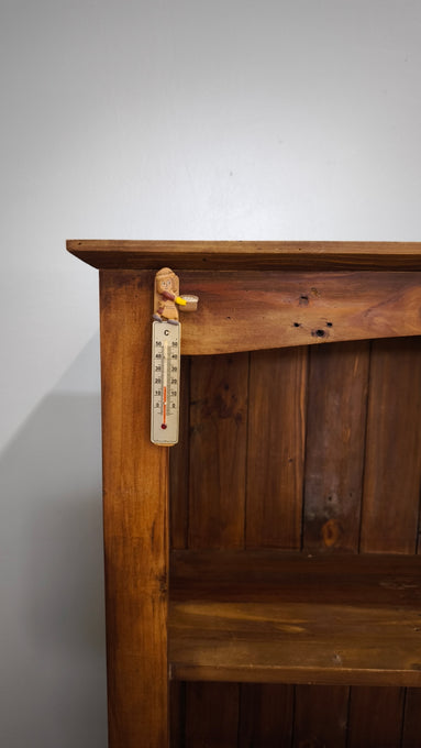 90604 Libreria bassa in legno composta da quattro ripiani