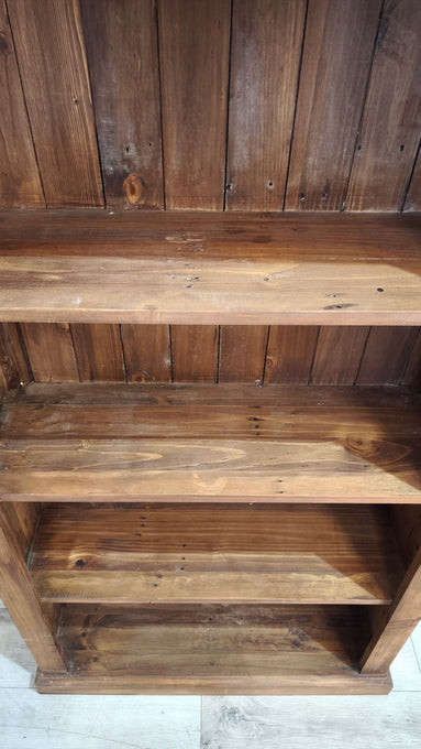 90604 Libreria bassa in legno composta da quattro ripiani