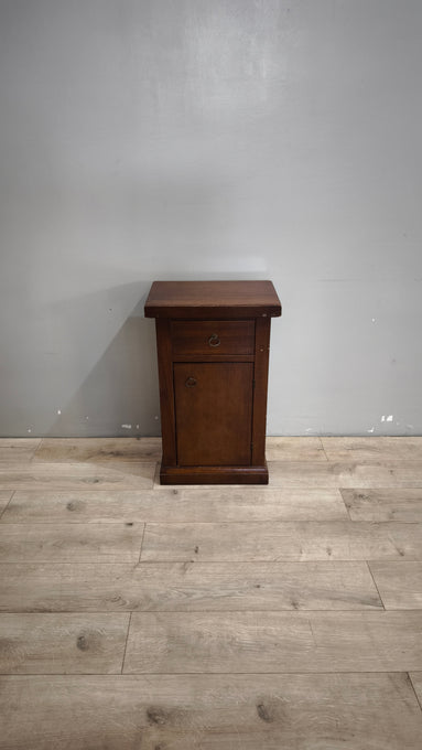 90623 Comodino in legno con cassetto e sportello