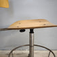 98-2 Sedia vintage girevole in legno e ferro