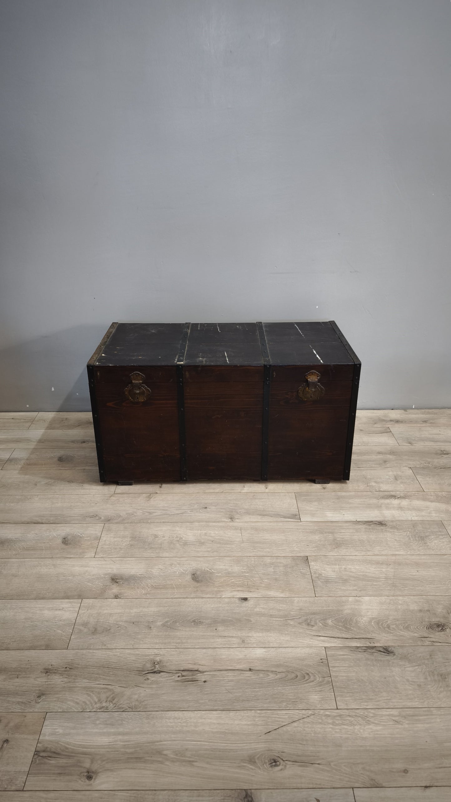84 Baule in legno