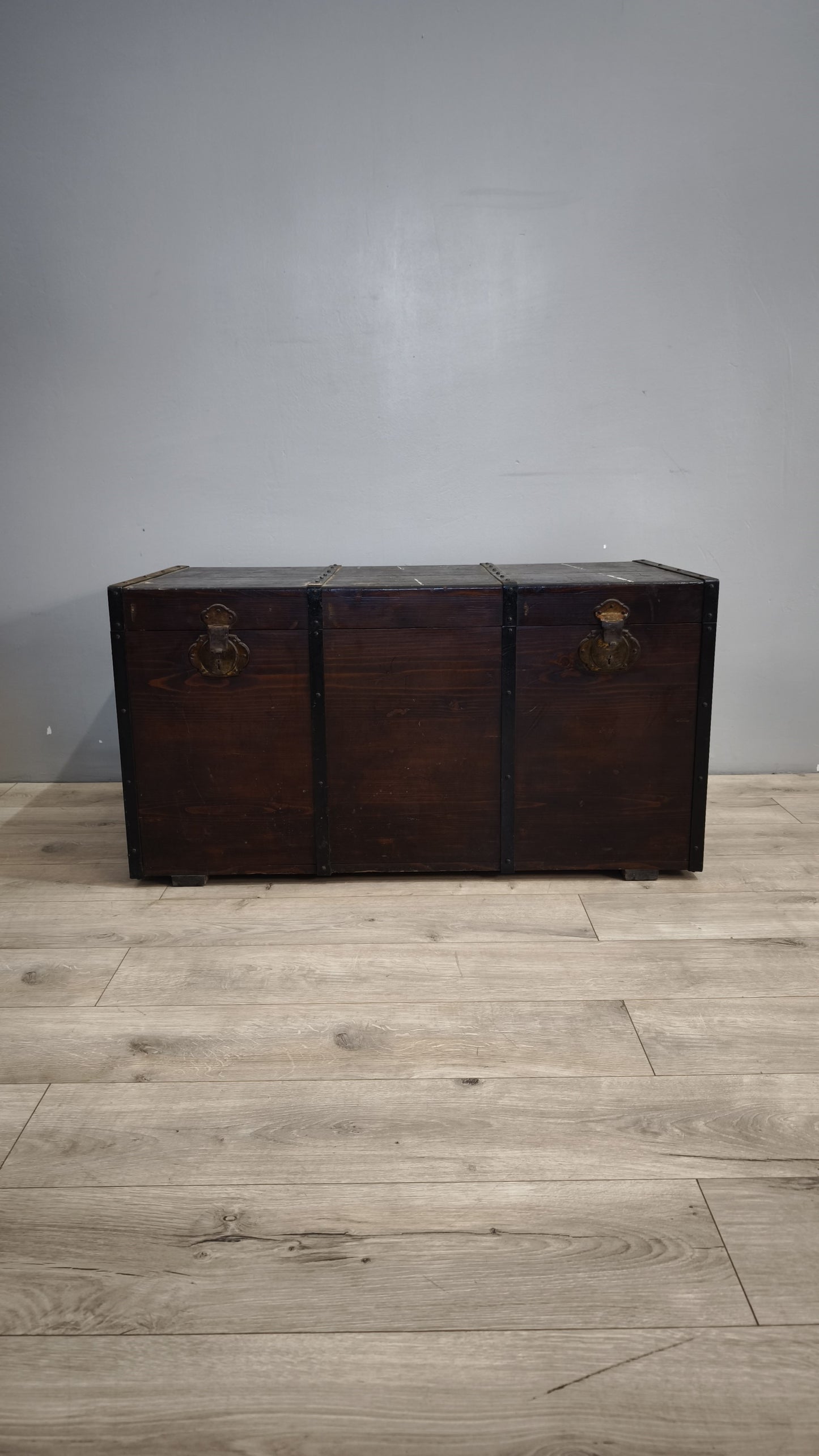 84 Baule in legno