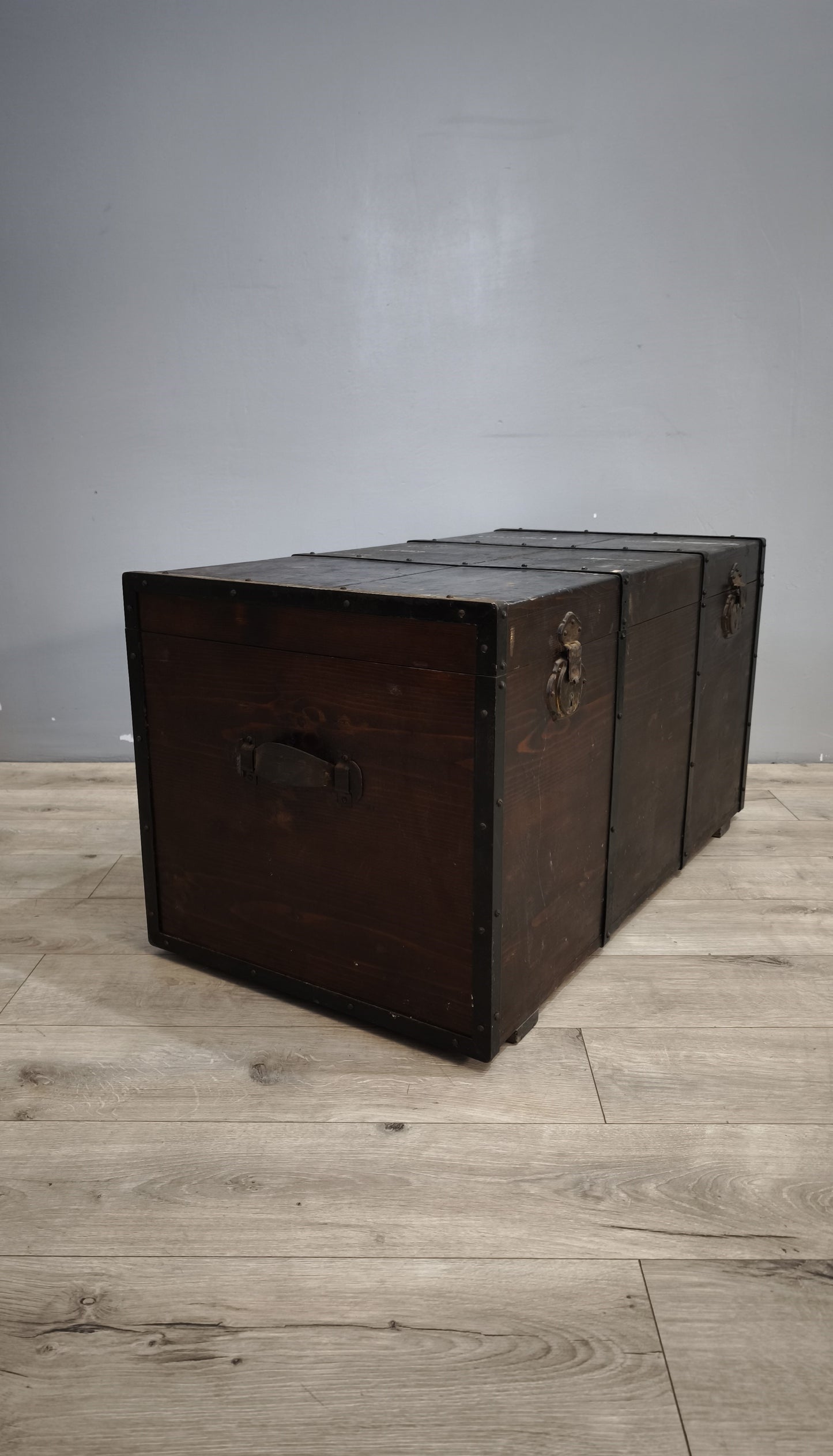 84 Baule in legno