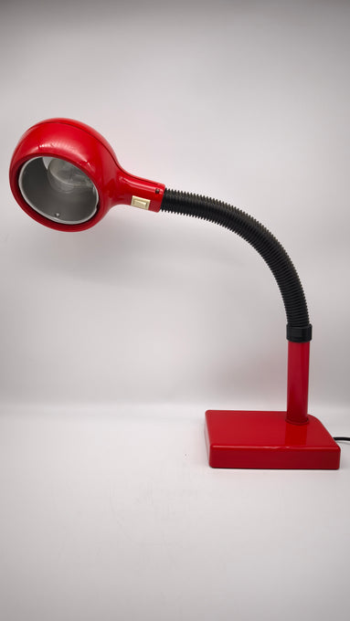 110 Lampada da tavolo Flex Red di Magistretti per Emmedi