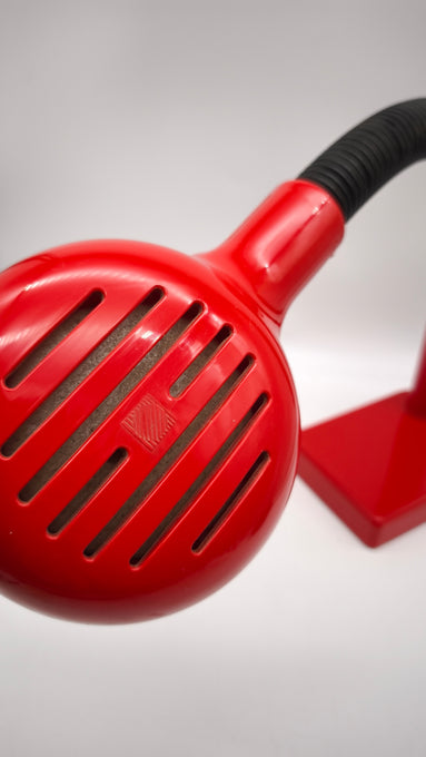 110 Lampada da tavolo Flex Red di Magistretti per Emmedi