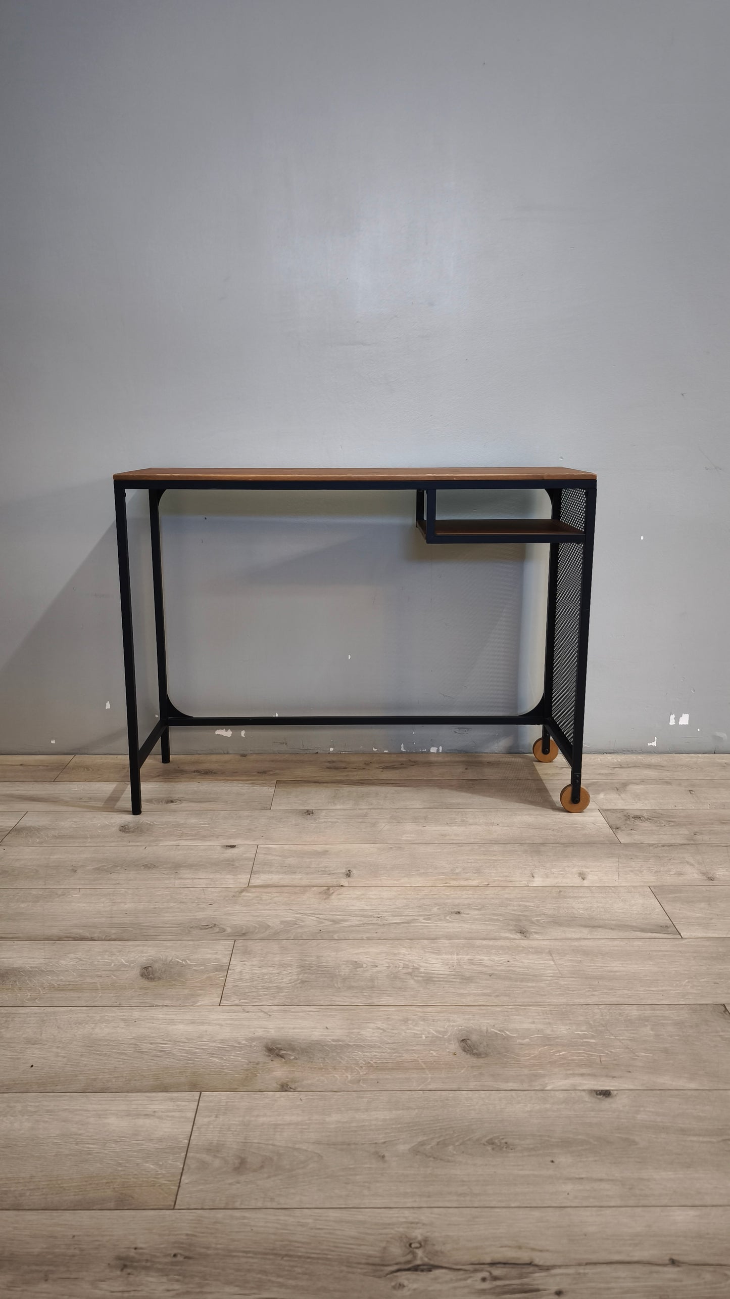 90745 Scrivania console Ikea con rotelle